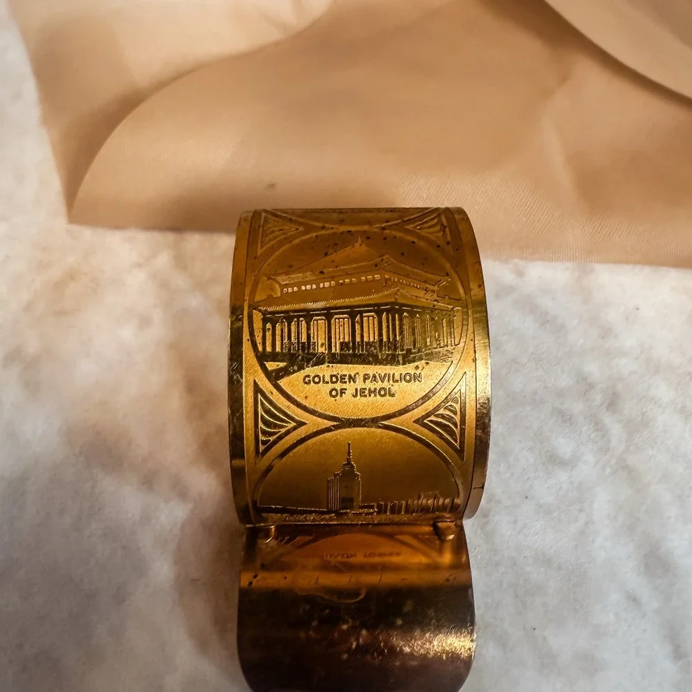 Brass 1934 World's Fair Chicago Napkin Ring‎